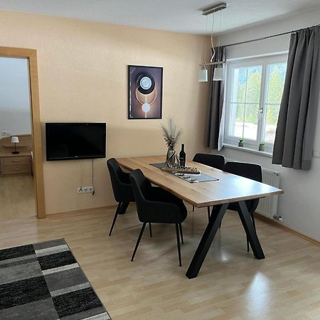 Ferienwohnung Höllrigl St. Leonhard im Pitztal Exterior foto